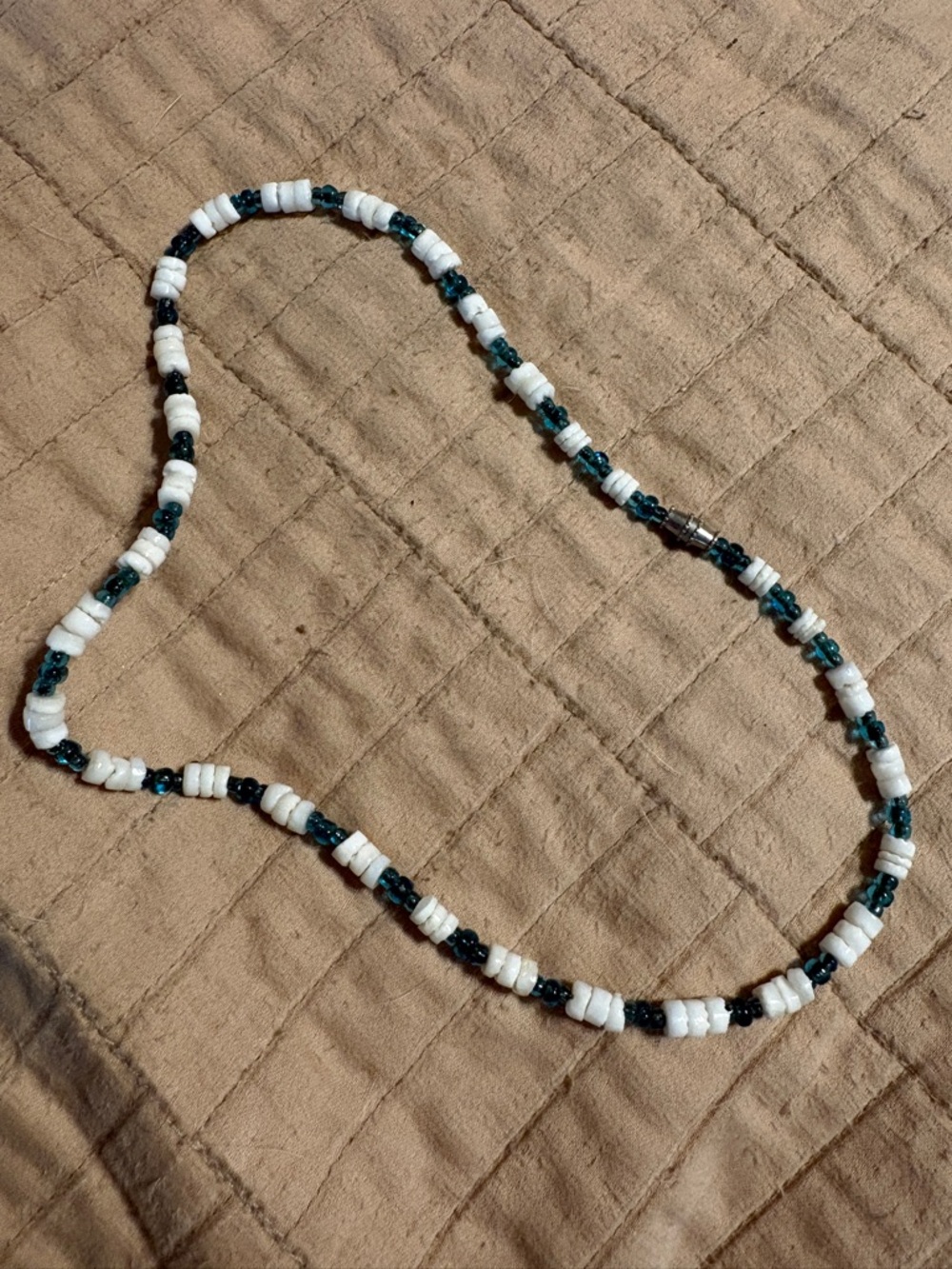 #64 - SPRING CLEANING: White Shell Necklace withTeal Beaded Accents